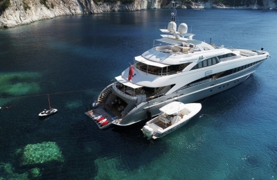 Exterior-superyacht-G3