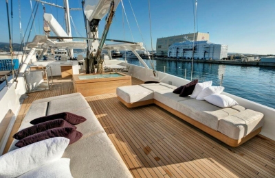 SY20SPIRIT20OF20THE20CS20-20Sundeck1