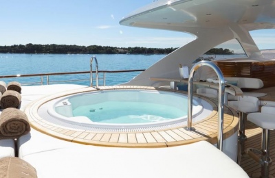 Solis-11482-025-terrace-25020